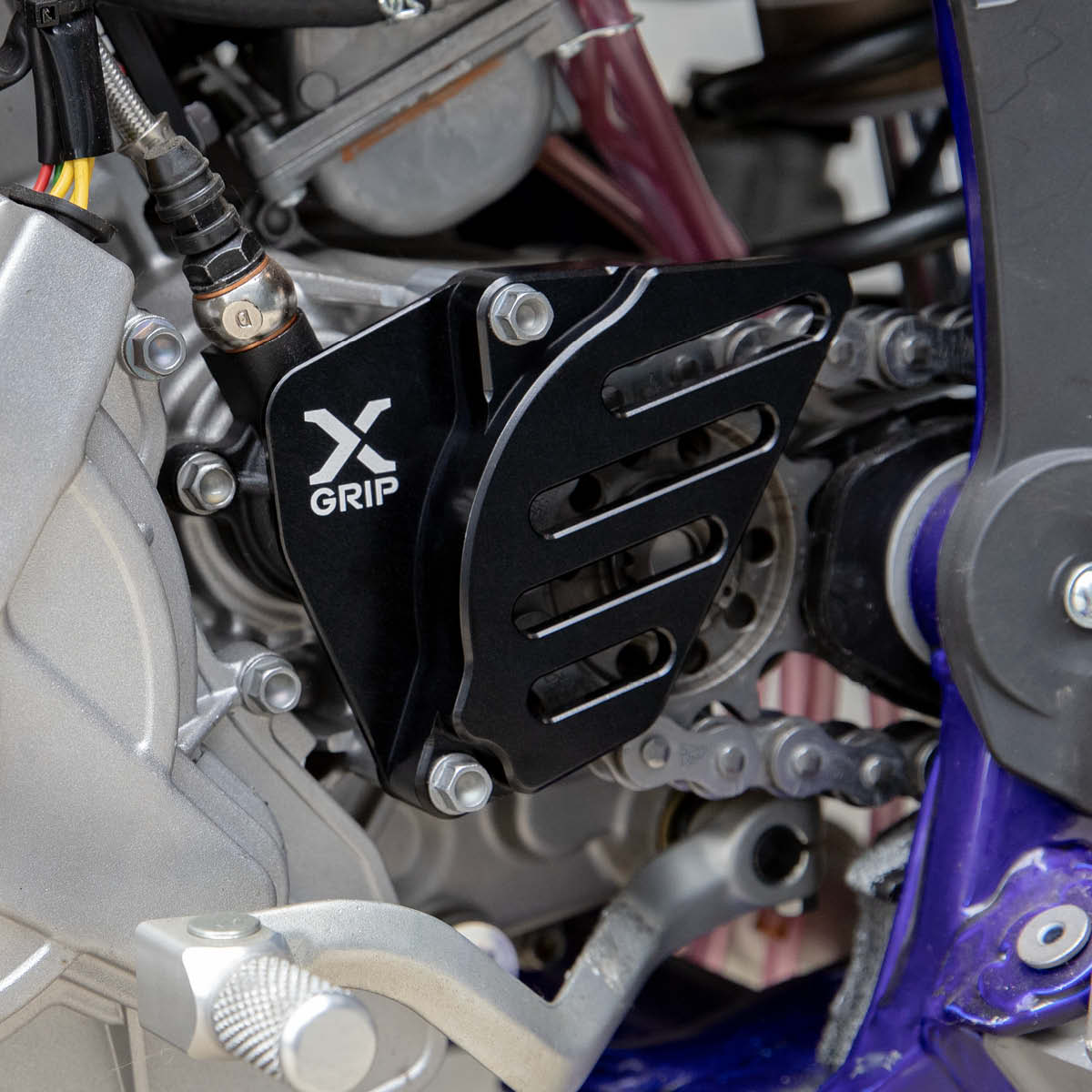X-GRIP Ritzelabdeckung/Kupplungsnehmerschutz SHERCO 2020-2024 – Ansicht 6