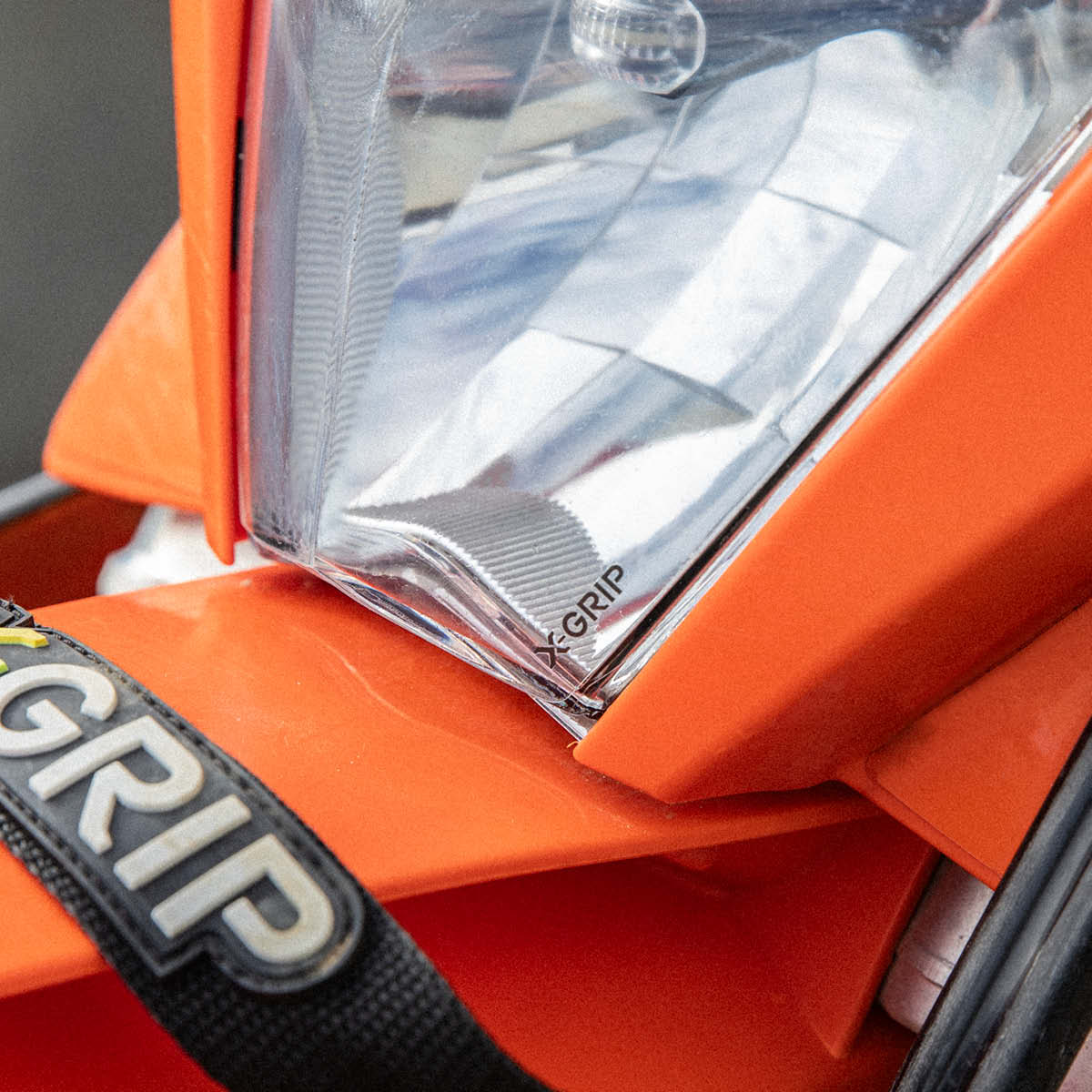 X-GRIP Scheinwerfer-Schutzfolie für KTM 2024-2026 – Ansicht 5